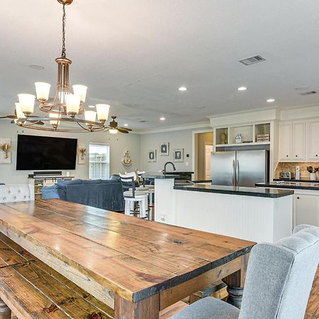 Large Group Gulf Retreat, Steps To Surfside Beach! Exterior photo